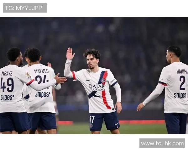 国王杯惊现冷门巴黎圣日耳曼与AC米兰战成平局帽子戏法引发全场沸腾